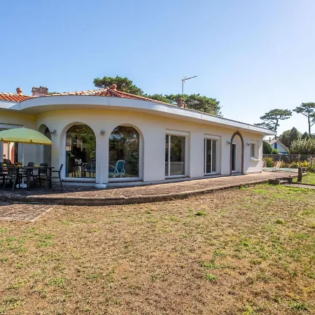 Ile De France By Interhome Dom wakacyjny
